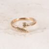ANILLO CLAVO CIRCONIAS
