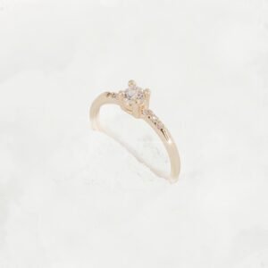 ANILLO CIRCON 4 PUNTAS T8.5