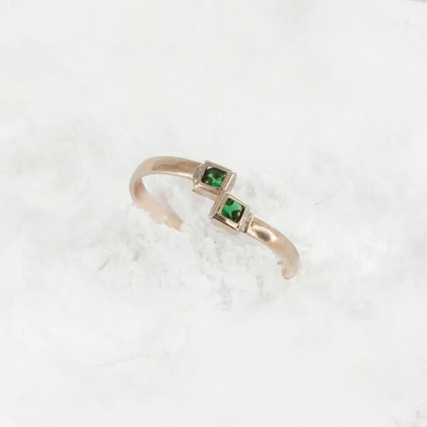 AN908-ANILLO-CRUZADO-ESMERALDA-bj.jpg ANILLO CRUZADO ESMERALDA